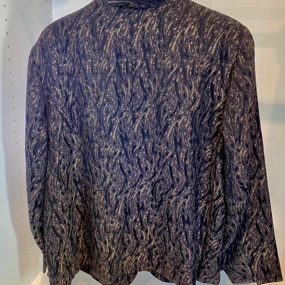 Coldwater Creek | Purple Shimmer Jacquard Blazer 2 - Picture 4 of 8